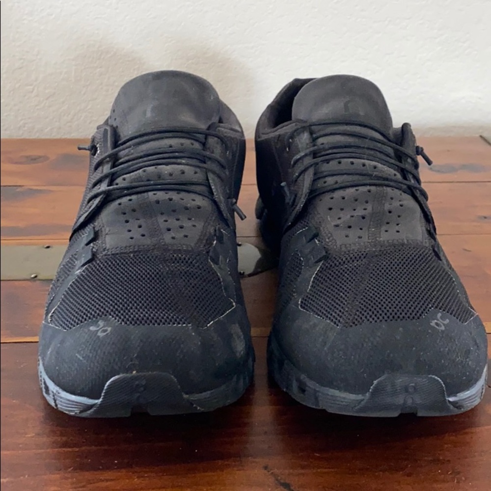 Iconic On Cloud Sneakers